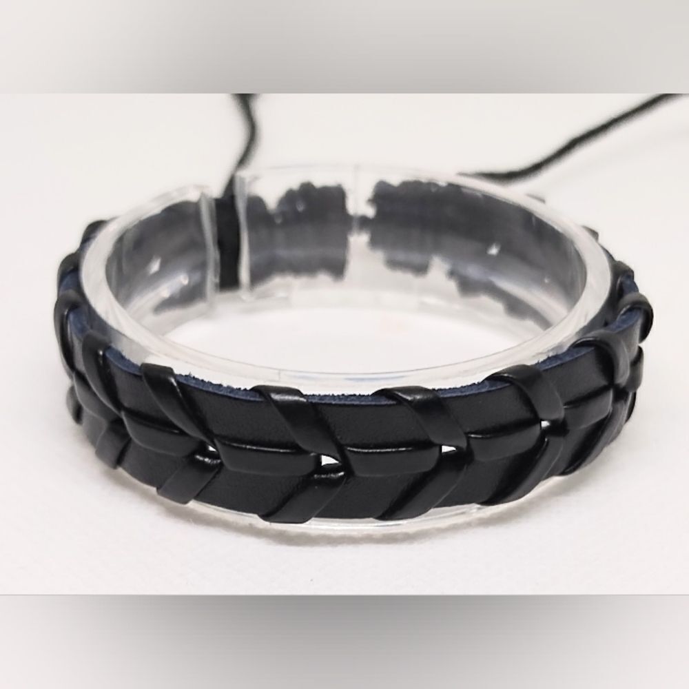 Men's leather bracelet braided black new e45‎